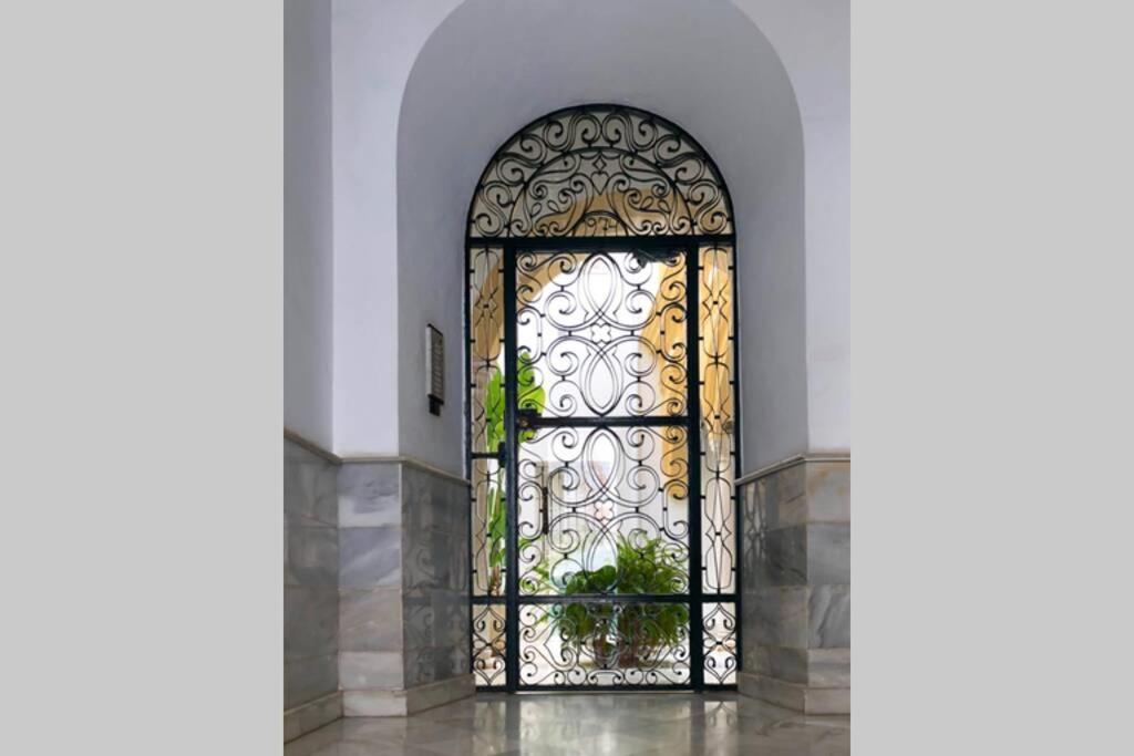 Gatu Villa Palma, Aire Acc Y Confort En El Centro Historico, " Preferente Mayores De 25 Anos Y Familias " El Puerto de Santa Maria Bagian luar foto